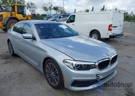 2019 BMW 530I xDrive z USA, uszkodzony, nr VIN WBAJA7C5XKG911946